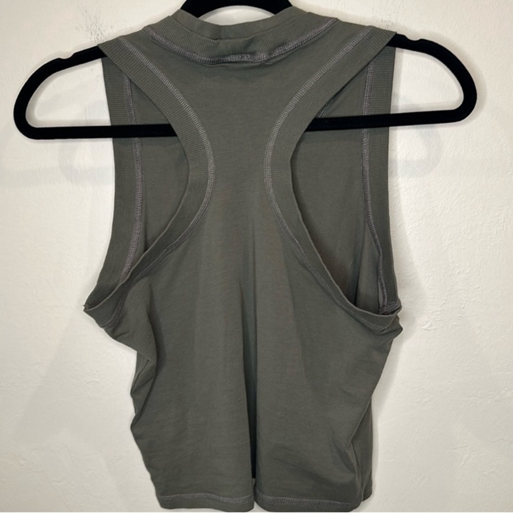 Gymshark cropped tank top - Picture 4 of 6